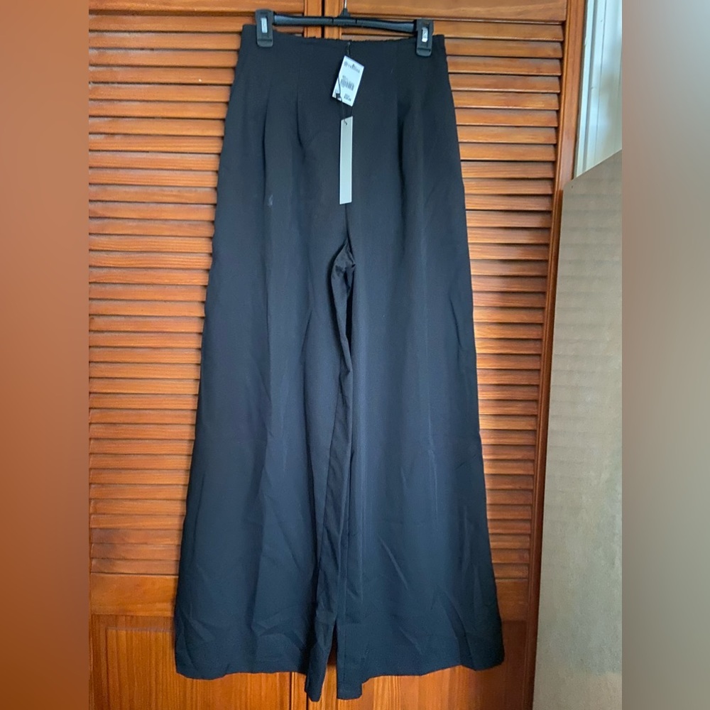 Wide leg black pants from Verona